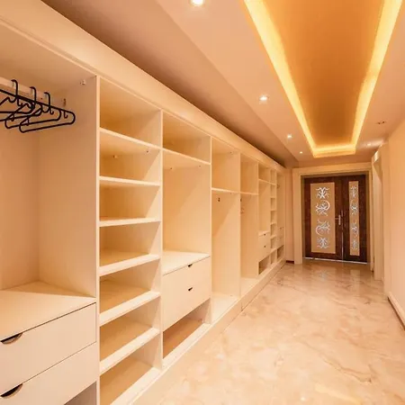 Aura #1 Kemer