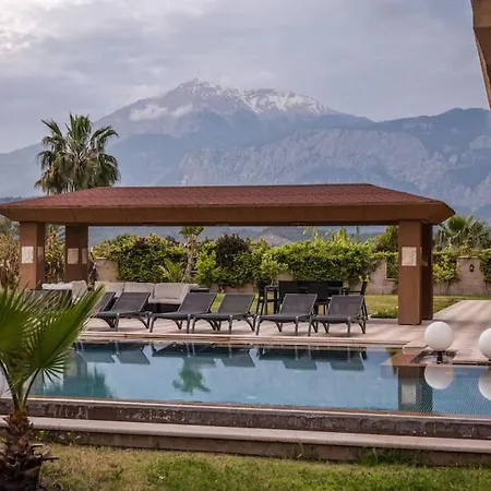 Villa Aura #1